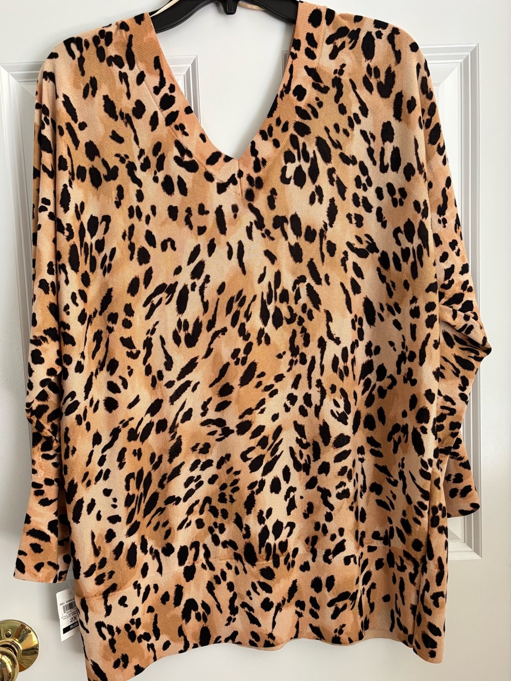 INC International Concepts Tan and Black Leopard V-Neck Pullover - Picture 3 of 8